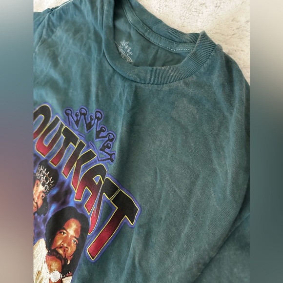 NWOT- OUTKAST Official Licensed Graphic Band Tee Shirt - Picture 5 of 8
